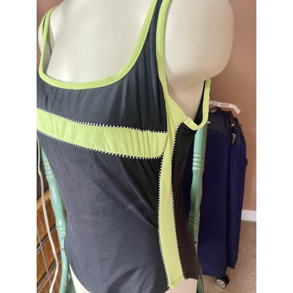 Miraclesuit Women's One Piece Bathing Suit Size 16